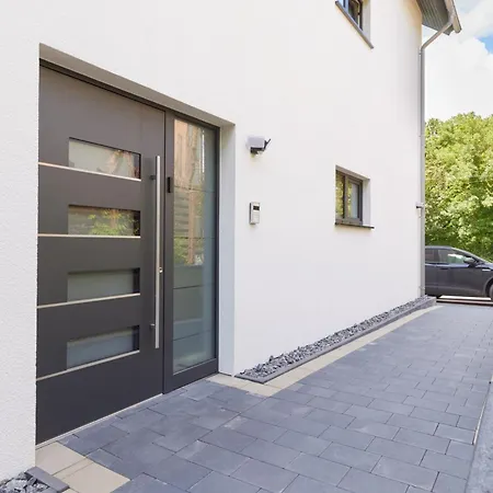 Homeme 2 I Zentral I Netflix I Kueche I Parkplatz I Kliniknah Apartment *